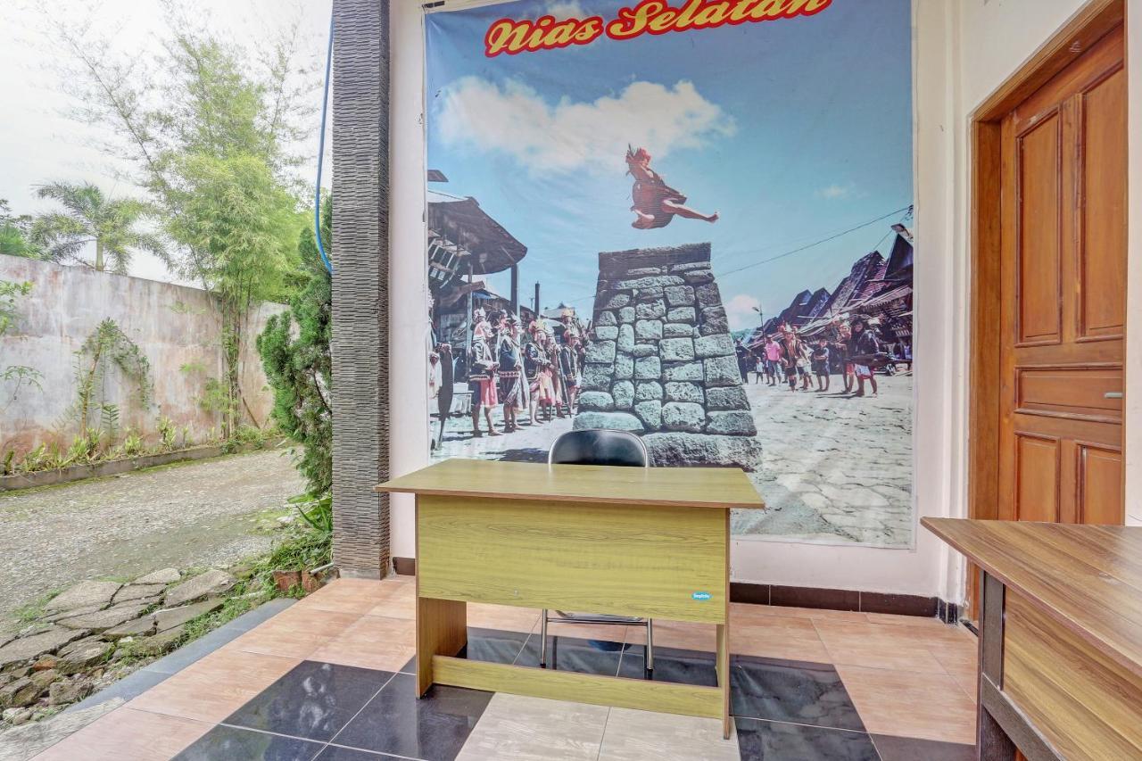 Hotel Wisma Ck Kebumen Buitenkant foto