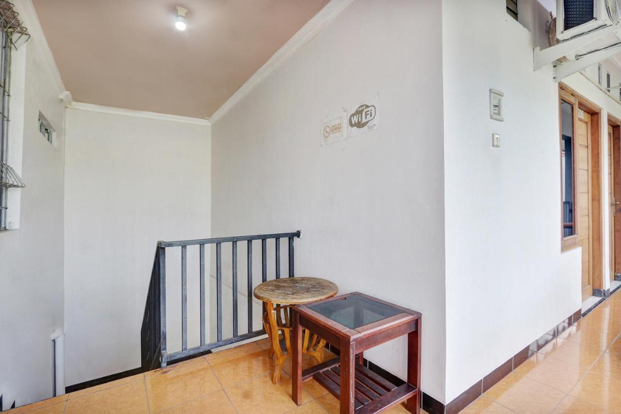 Hotel Wisma Ck Kebumen Buitenkant foto